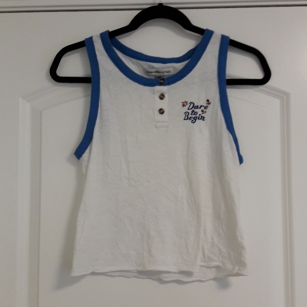 FLOWY TANK TOP